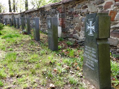 Cemetery Triptis 06