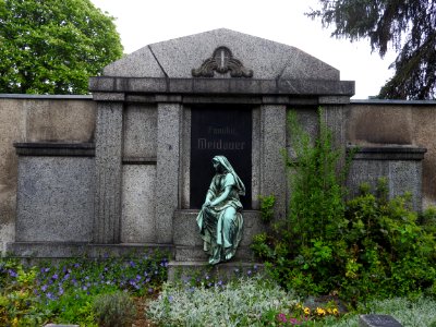 Cemetery Weida 05