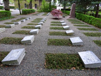 Cemetery Weida 24