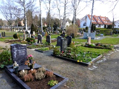 Cemetery Zwötzen 1
