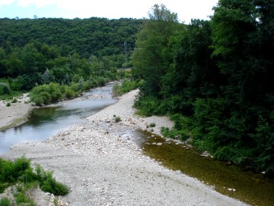 Cendras (Gard, Fr), le Galeizon débouchant dans le Gardon d'Alès