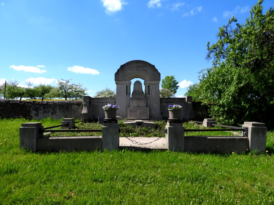 Cemetery Schömberg, Weida 1
