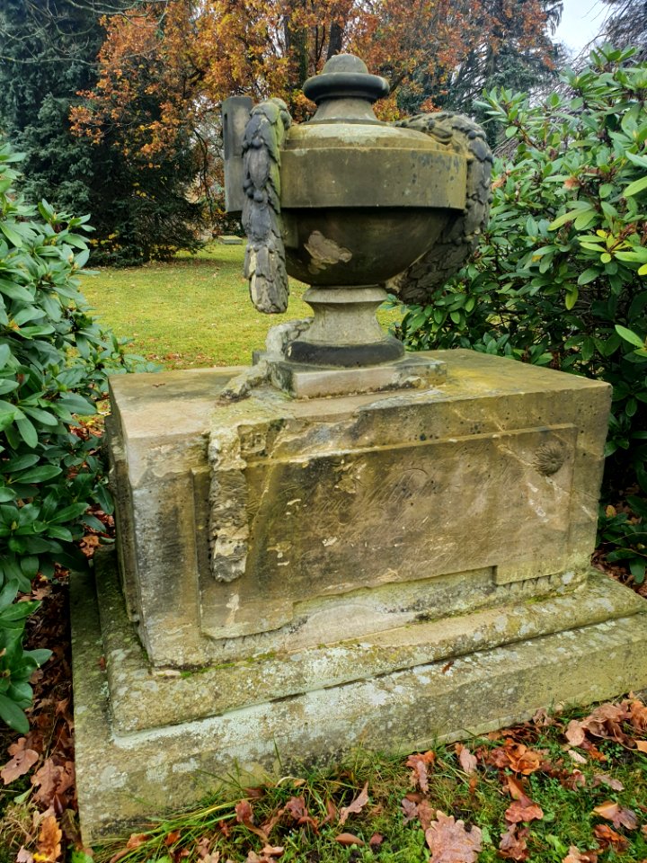 Cemetery Ilmenau 23