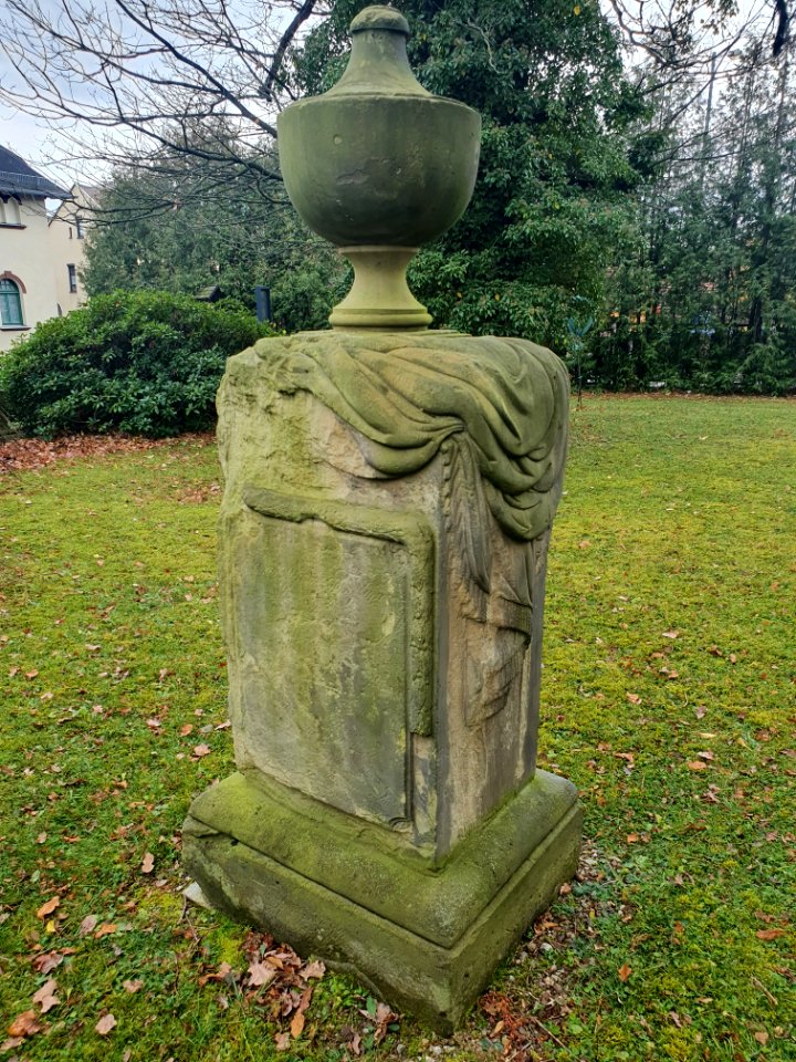 Cemetery Ilmenau 26