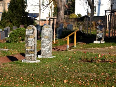 Cemetery Kriebitzsch 5
