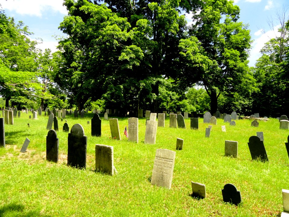 Cemetery - Wendell, Massachusetts - DSC00788