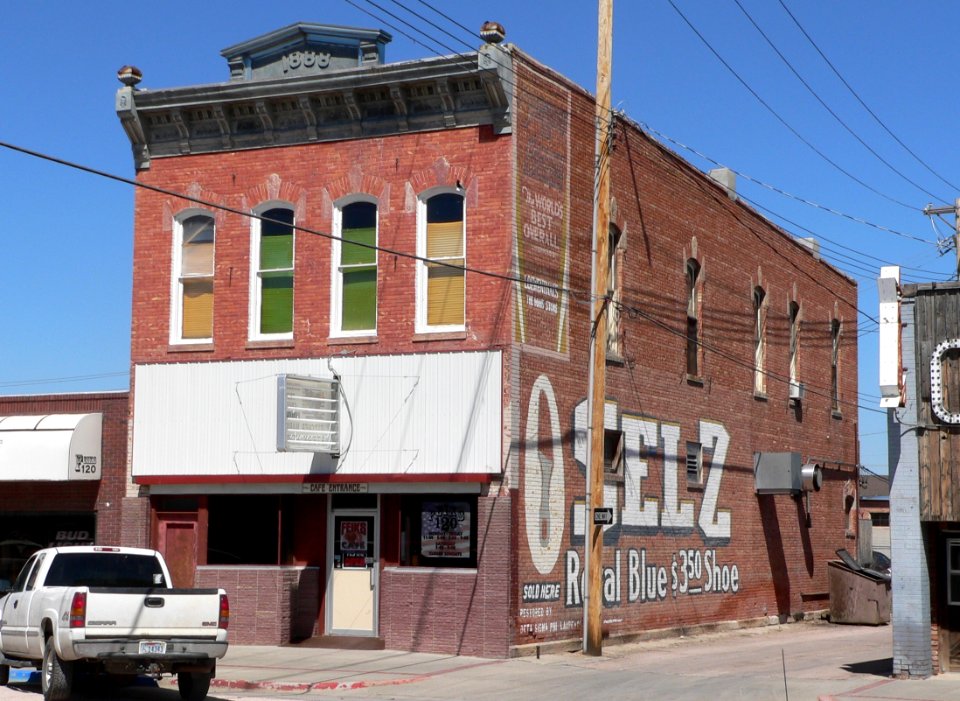 Chadron, Nebraska 116 W 2nd 1