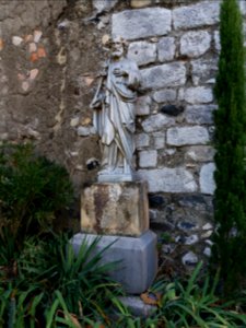 Château d'Alba-la-Romaine - Statue extérieure