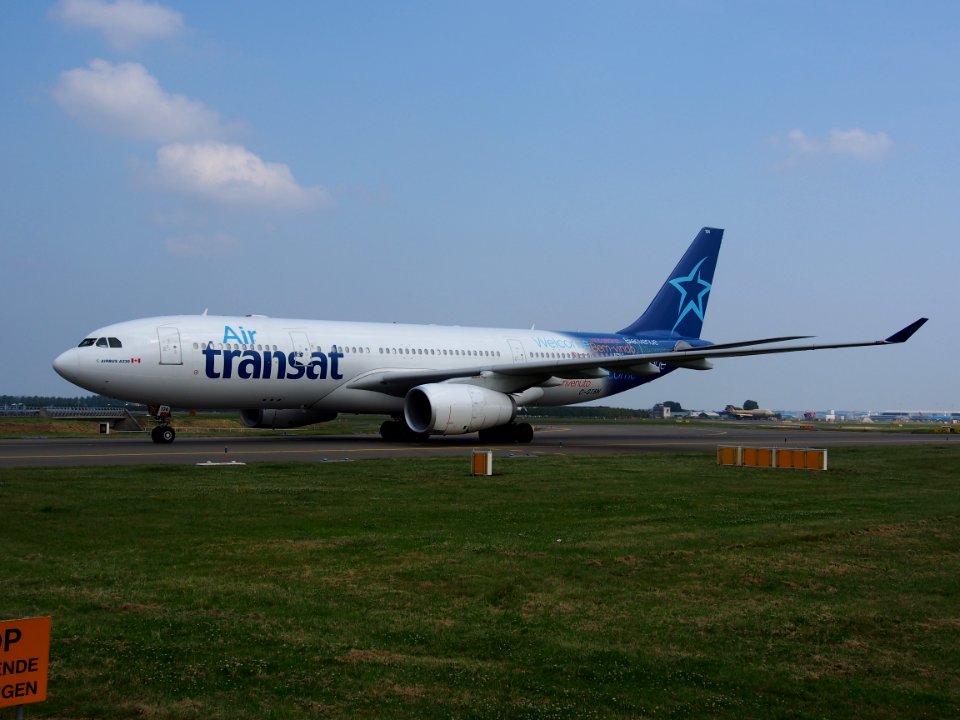 C-GTSN Air Transat Airbus A330-243 - cn 369 pic4