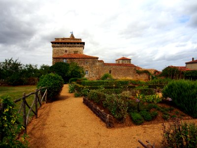 Château de Bazoges-en-Pareds with herb garden, pic3