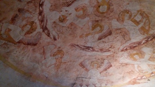 Château de La Clayette - Fresque d'anges musiciens de la chapelle 2