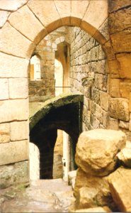 Château de Commarque en 1985, detail de l' intérieur