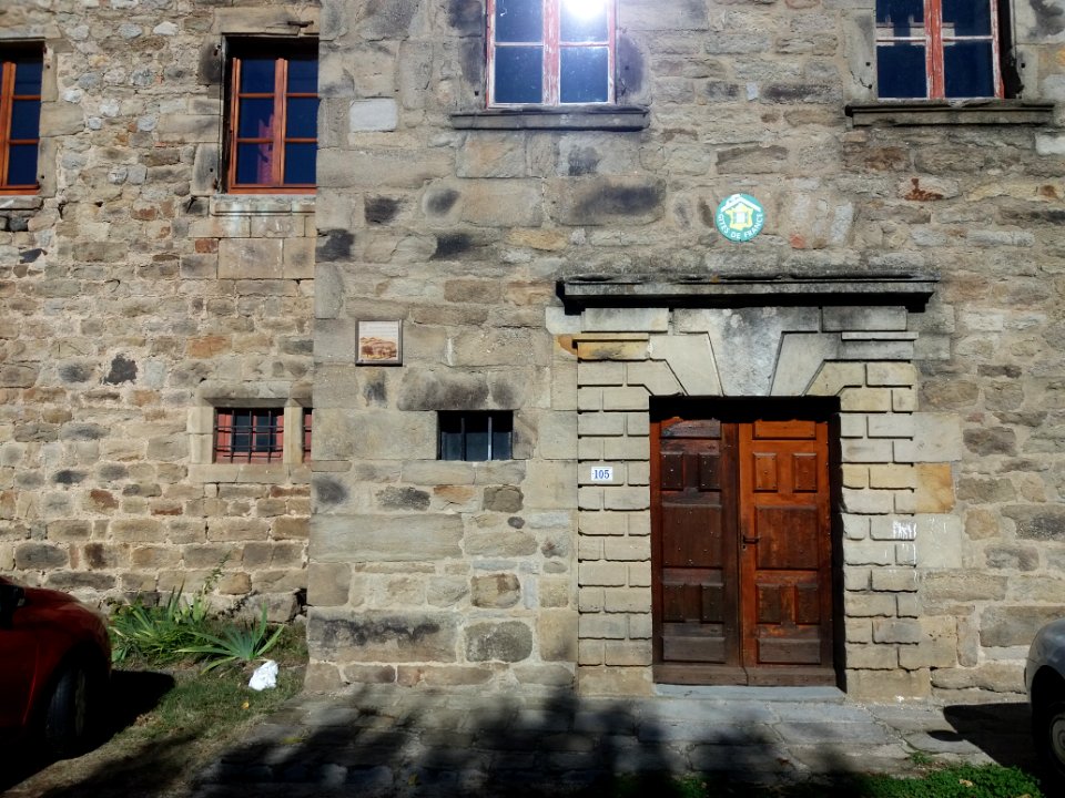 Château de Castrevieille - Porte d'entrée