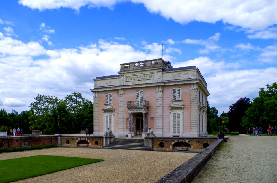 Château de Bagatelle - Façade cour d'honneur
