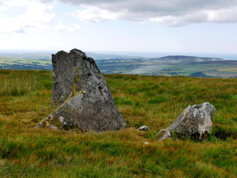 Cerrog Lladron Standing Stone H1a
