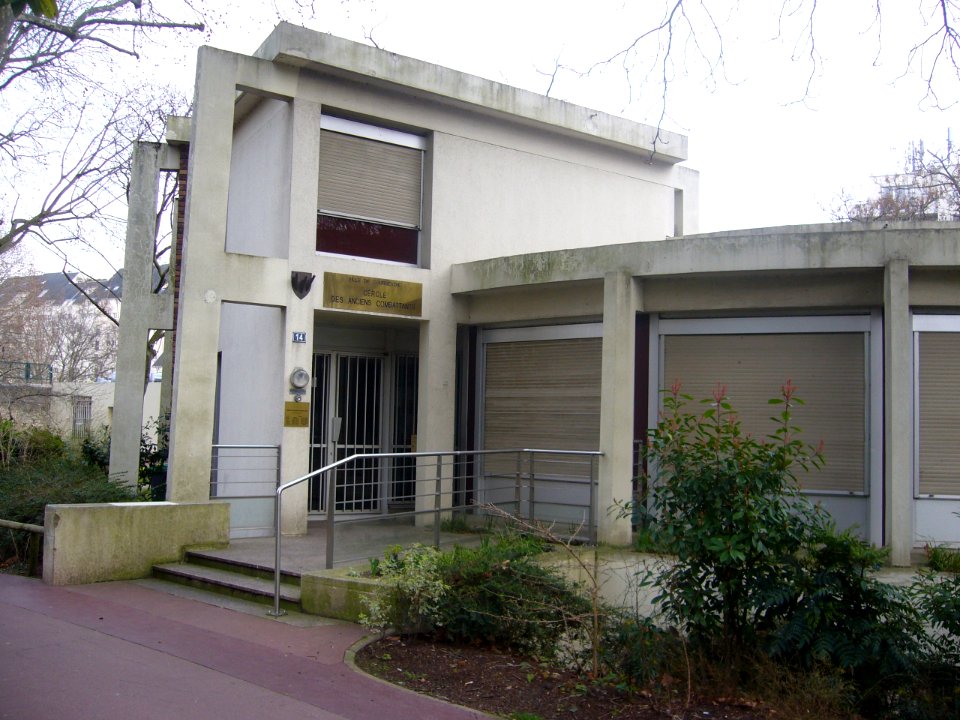 Cercle des Anciens Combattants, Courbevoie, France