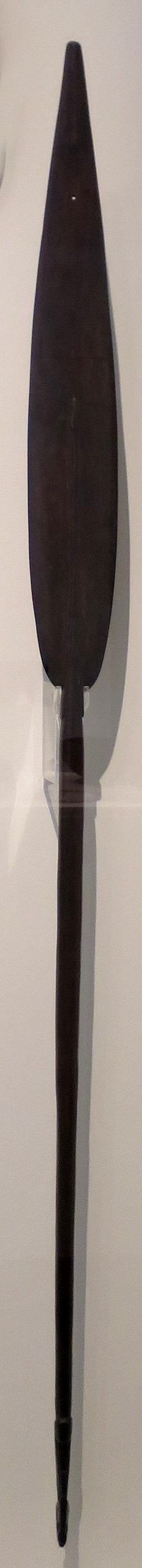 Ceremonial canoe paddle, Sepik River Region, Honolulu Museum of Art, 3574