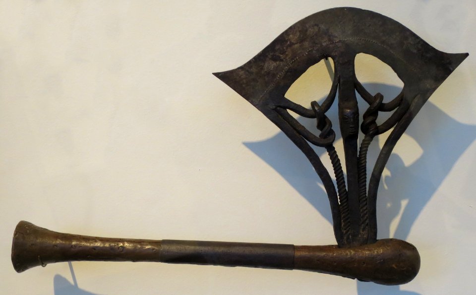 Ceremonial axe, Songe people, Honolulu Museum of Art, 3023
