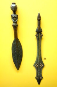 Ceremonial knives (ngodip) - Kuba - Royal Museum for Central Africa - DSC05974
