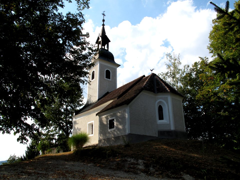 Cerkev svetega Križa, Dednja vas 1