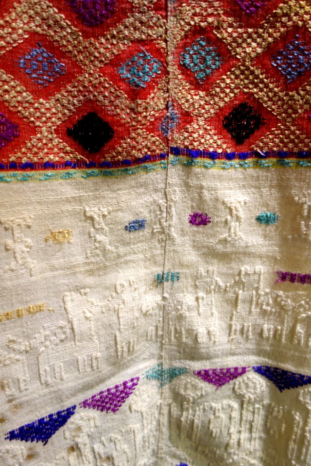 Ceremonial huipil, Kakchiquel Maya, San Lucia Utatlan, c. 1930s-1940s, view 2, silk, handspun cotton, commercial tulle - Textile Museum of Canada - DSC01069