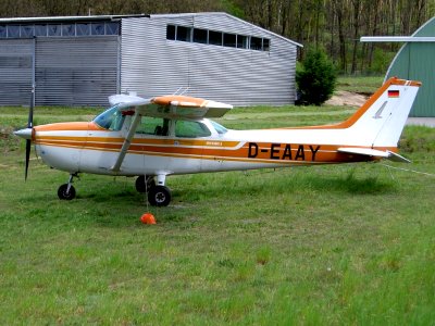 Cessna 172N D-EAAY Saarmund, 15 May 2005