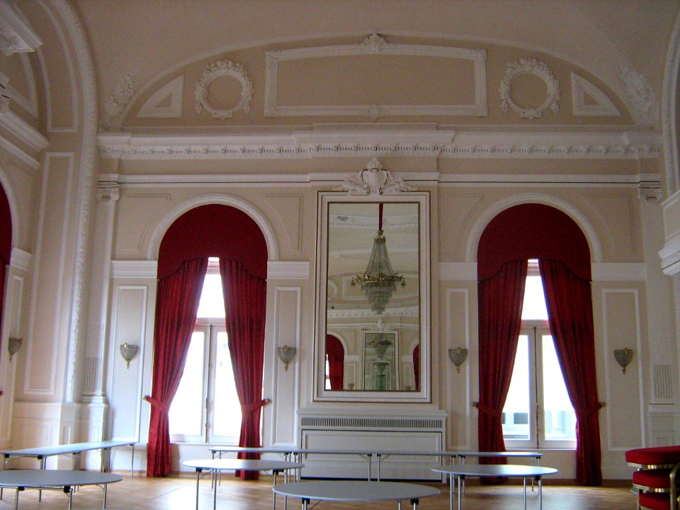 Cercle Luxbg2