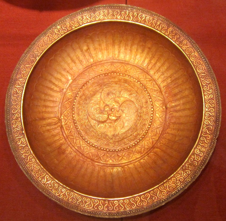 Ceremonial dish (piring adat), Babar, Luang Island, 18th-19th century, gold alloy, HAA