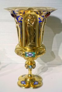 Ceremonial cup, Fossin & Fils, Paris, gilt silver, enamel - Hessisches Landesmuseum Darmstadt - Darmstadt, Germany - DSC01074