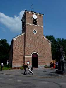 Château-l'Abbaye (Nord, Fr) église, extérieur