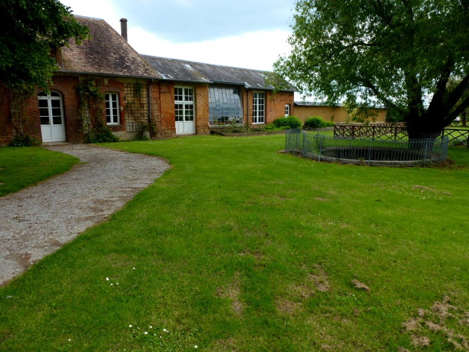 Château du Troncq, orangerie et serre ancienne