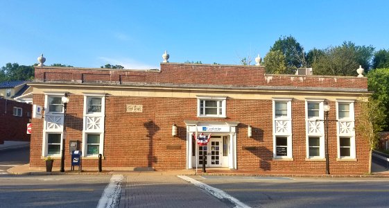 Cambridge Savings Bank, 1300 Massachusetts Avenue - Arlington Heights, Massachusetts