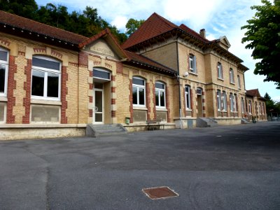 Château-Porcien (Ardennes) écoles