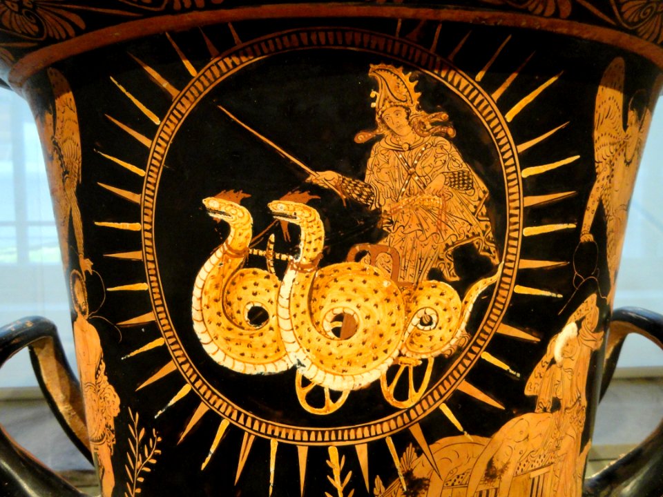 Calyx-Krater, about 400 BC, South Italian, Lucania, attributed to Near the Policoro Painter, ceramic - Cleveland Museum of Art - DSC08251
