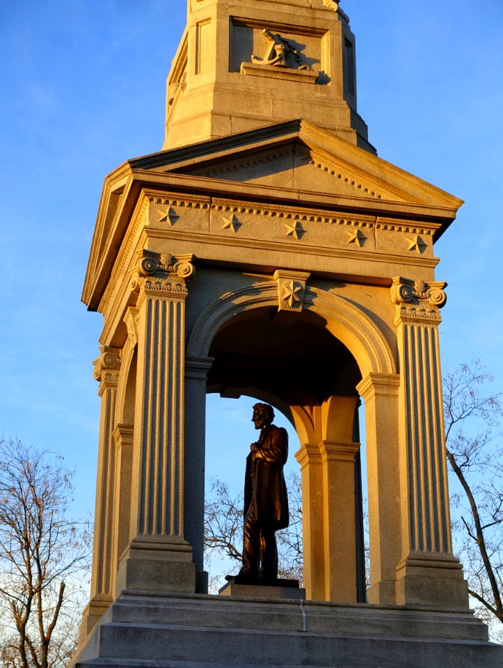 Cambridge Soldiers Memorial at sunrise - Cambridge, Massachusetts - DSC08505