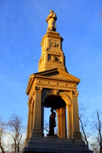 Cambridge Soldiers Memorial at sunrise - Cambridge, Massachusetts - DSC08503