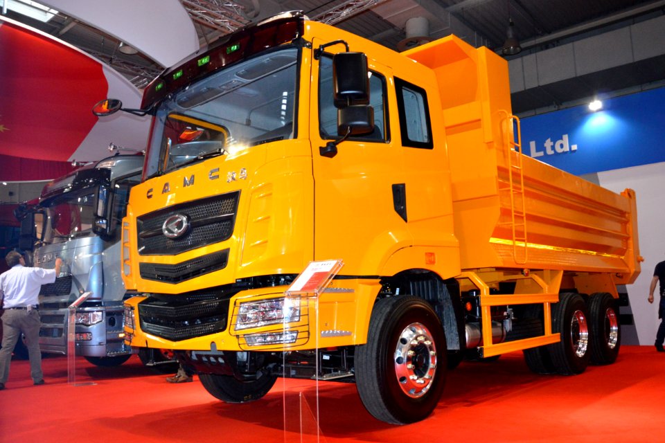 CAMC H08 dump truck flat roof. Spielvogel 1