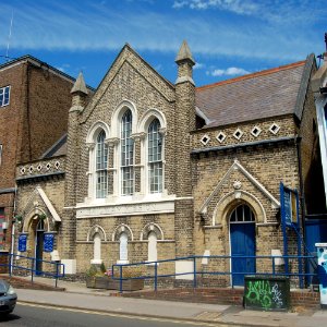 Calvary Evangelical Church, Viaduct Road, Brighton (July 2019) (2)
