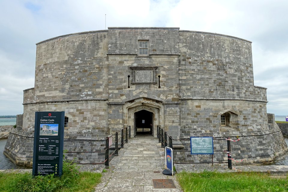 Calshot Castle - Calshot, England - DSC04157