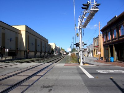 Caltrain in San Mateo 3105 01