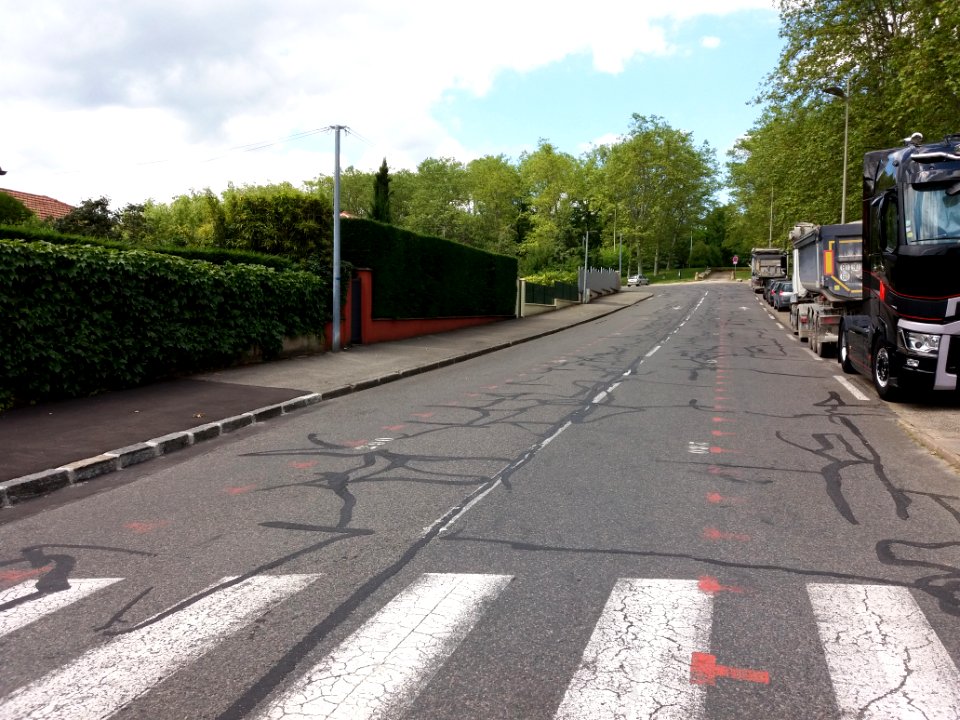 Caluire-et-Cuire - Allée du Parc de la Jeunesse, depuis la rue de Margnolles