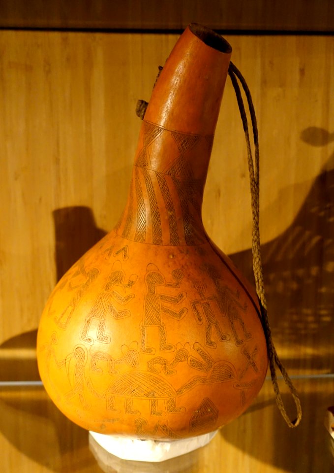 Calabash, unidentified - Etnografiska museet - Stockholm, Sweden - DSC00974