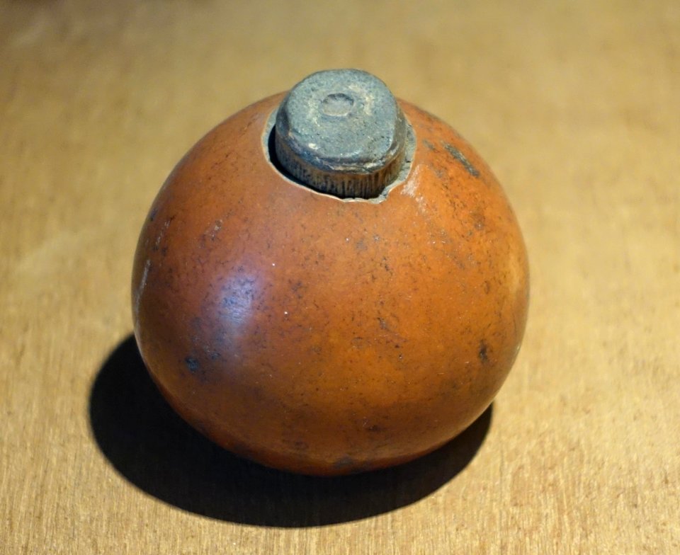 Calabash for gun powder, Khomu - Vietnam Museum of Ethnology - Hanoi, Vietnam - DSC03148