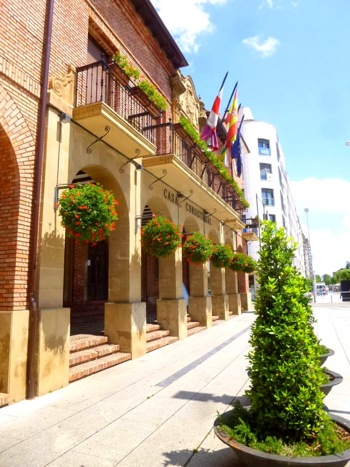 Calahorra - Ayuntamiento 3