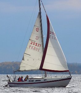 Cal 25 sailboat Kaliedoscope 1697