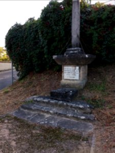 Cailloux-sur-Fontaines - Croix Gapaillon (10)