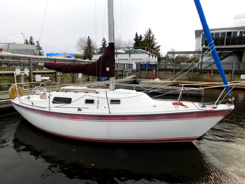Cal 2-27 sailboat Baby Cal 0135