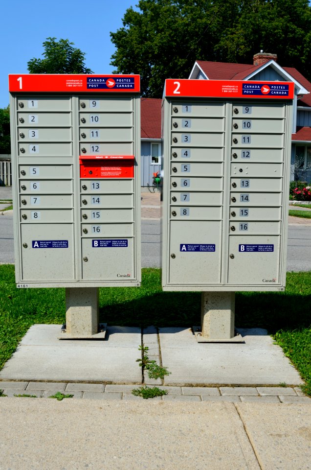 CanadaPostCommunityMailboxes11