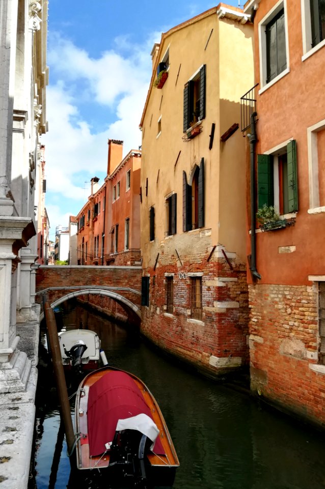 Canal in San Polo (VE)