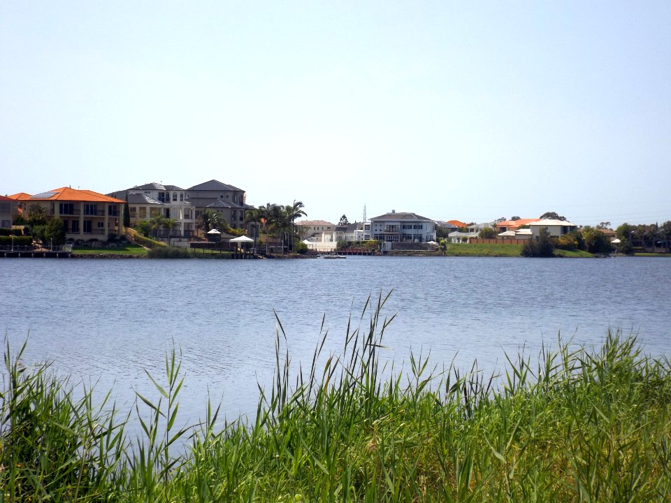 Canal and houses 2 in Clear Island Waters, Queensland